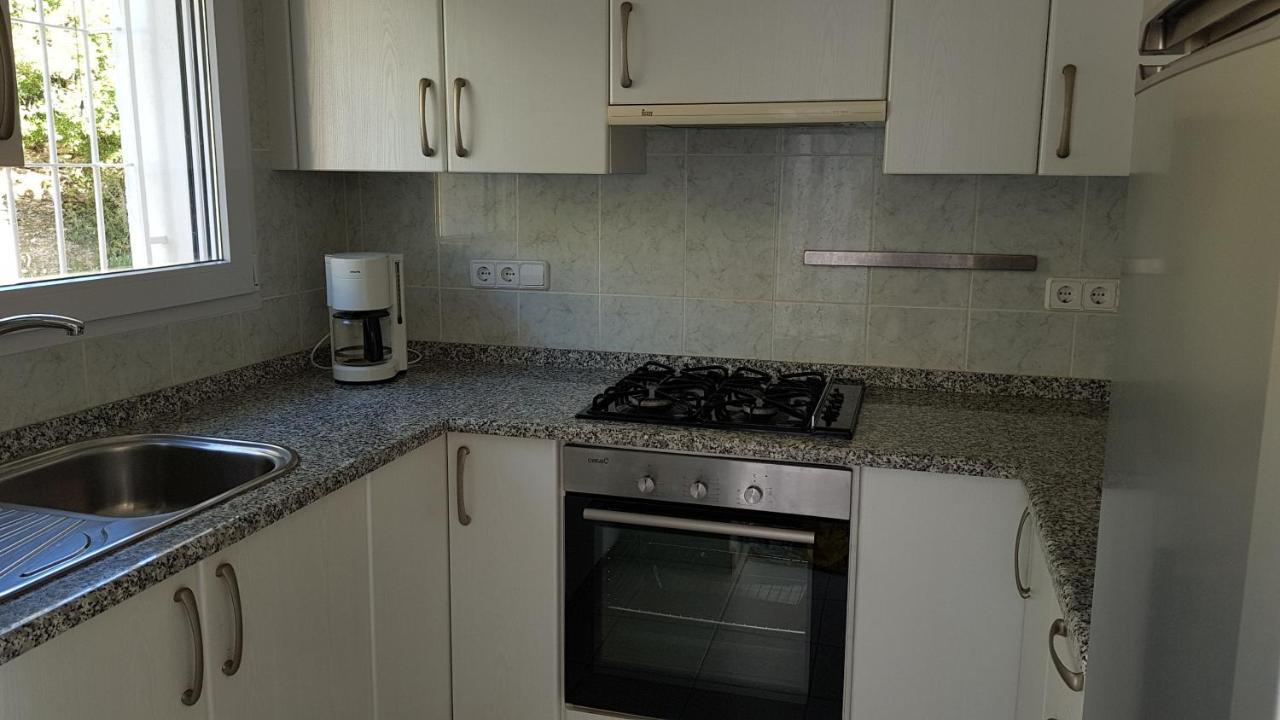 Rosalalinda - Cosy Semi-Detached Home With Sea Views And Large Terrace Moraira Exterior foto